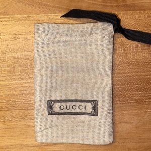 GUCCI mini gifting pouch